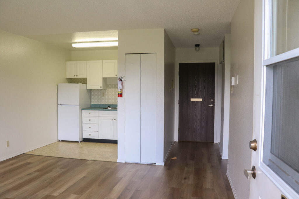 Lowere unit kitchen and pantry area